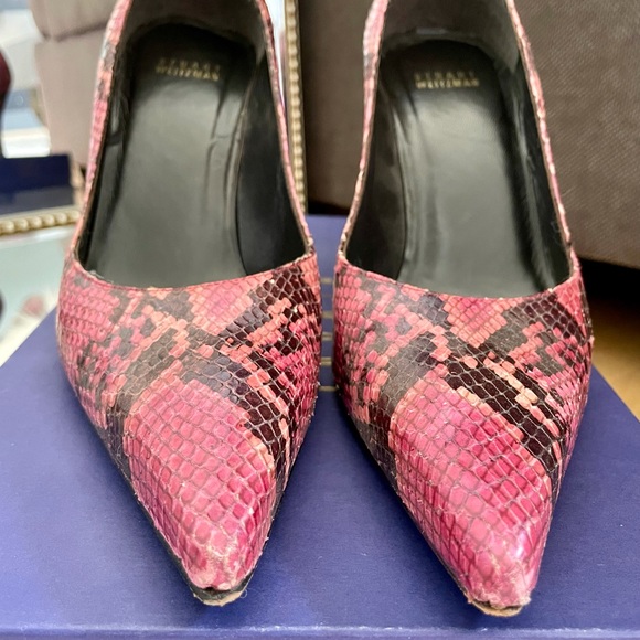 Matching Stuart Weitzman shoes & clutch - Picture 7 of 10